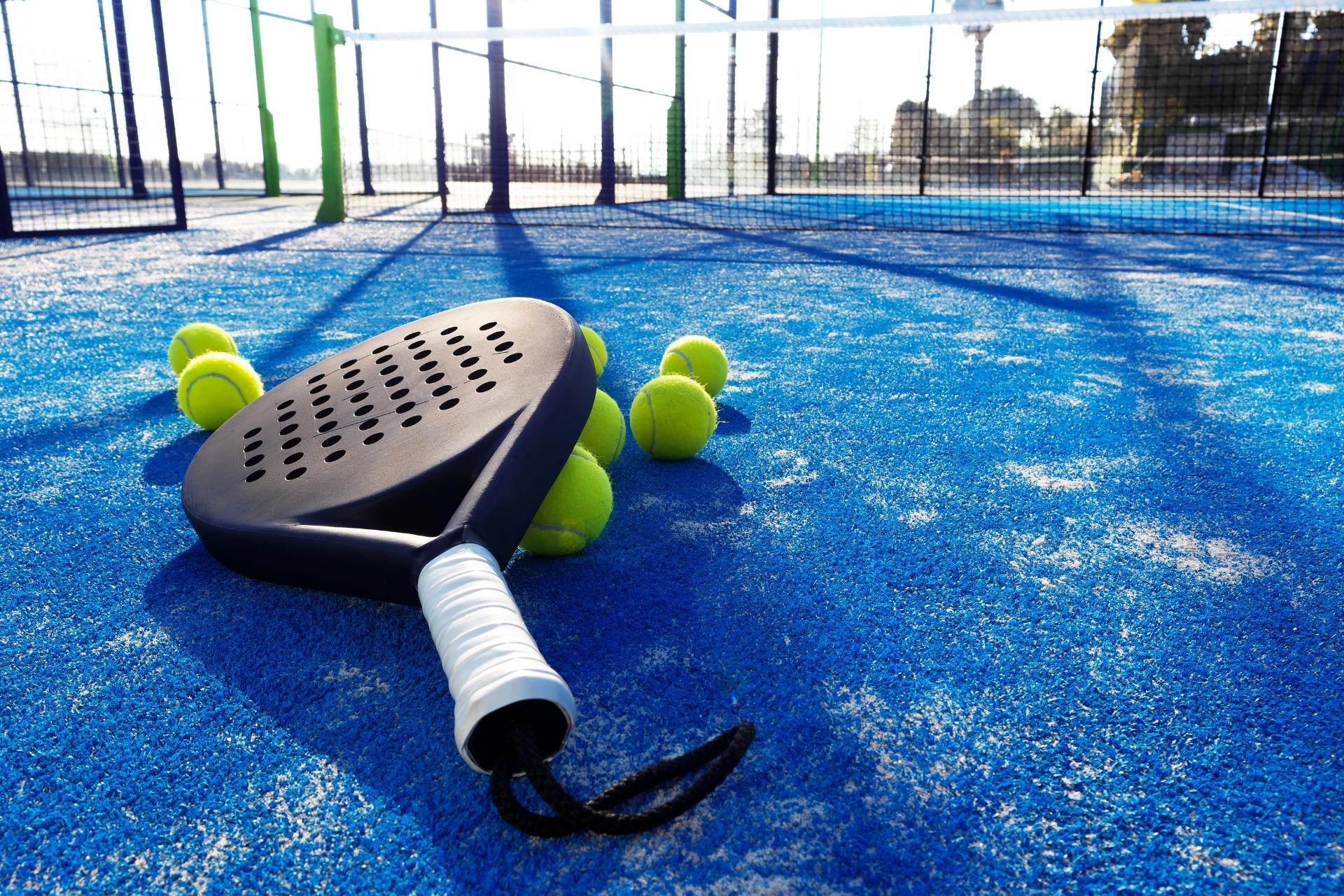 Ekerö Padel Boll och racket