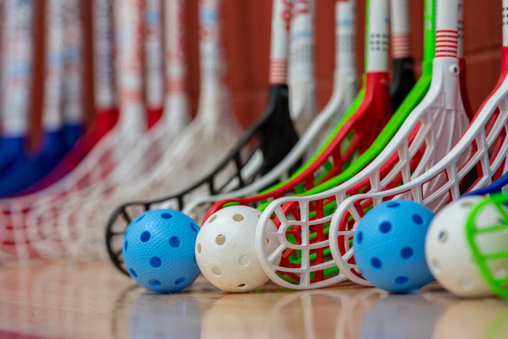 innebandy24 klubbor och bollar